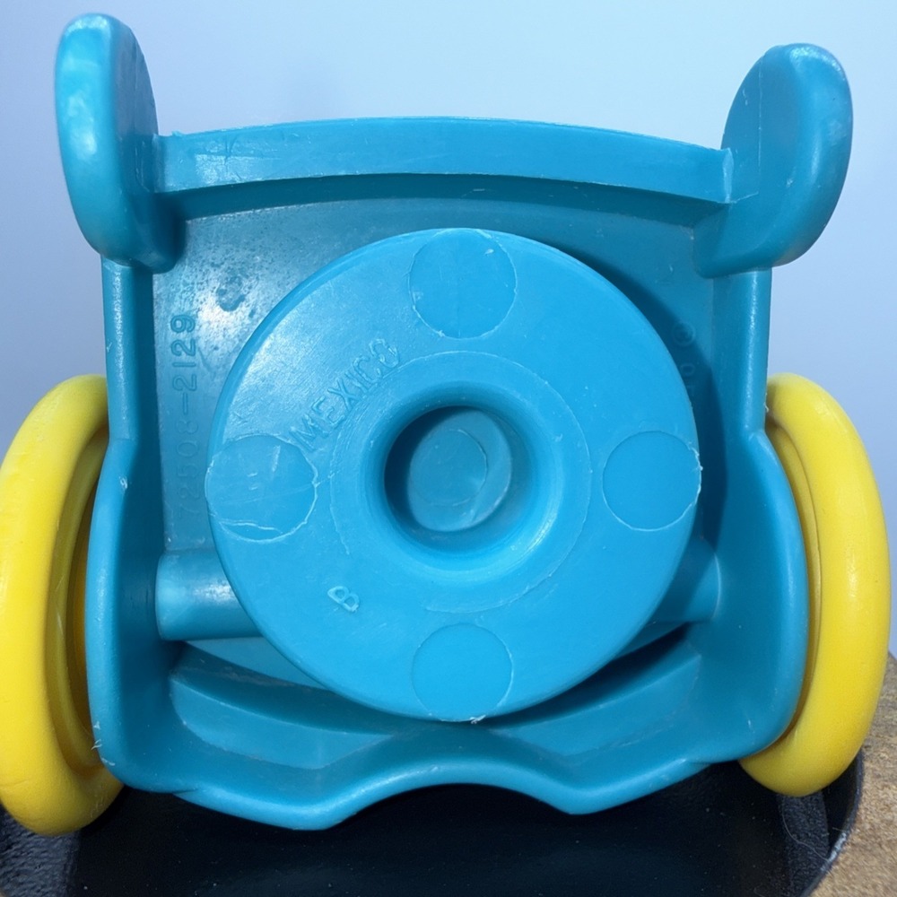 Fisher Price Little People Green WHEELCHAIR Accessory Piece from 1995 - Picture 6 of 7